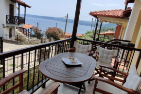 Sea and mountain view cosy house